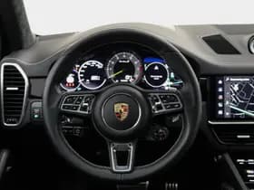 Porsche Cayenne thumbnail 7
