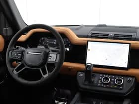 Land Rover Defender thumbnail 14