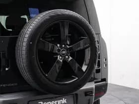 Land Rover Defender thumbnail 30