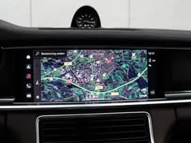 Porsche Panamera thumbnail 15