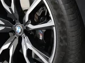 BMW X7 thumbnail 7