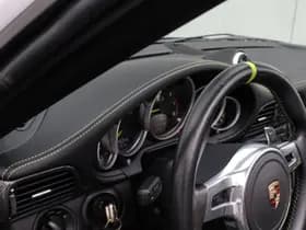 Porsche 911 thumbnail 17