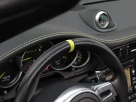 Porsche 911 thumbnail 18