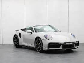 Porsche 911 thumbnail 5