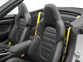 Porsche 911 thumbnail 9