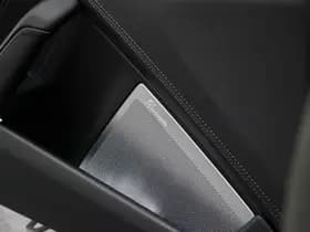 Porsche 911 thumbnail 10