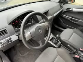 Opel Astra thumbnail 5