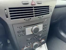 Opel Astra thumbnail 8