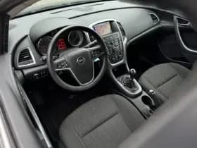 Opel Astra thumbnail 2