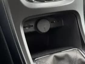 Opel Astra thumbnail 18