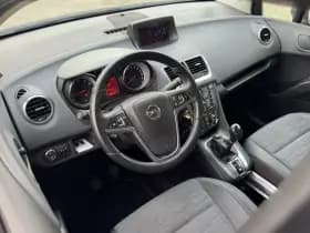 Opel Meriva thumbnail 2