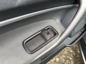 Ford Fiesta thumbnail 10