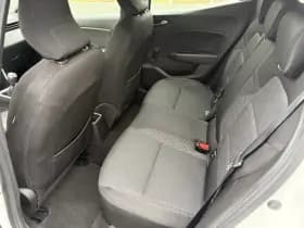 Renault Clio thumbnail 16