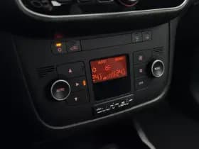 Fiat Punto thumbnail 13