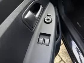 Kia Rio thumbnail 14