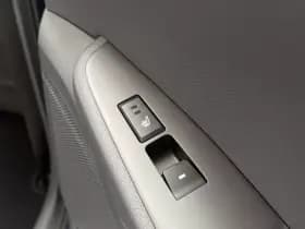 Hyundai Ioniq thumbnail 18