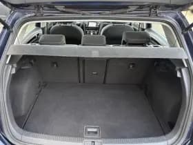 Volkswagen Golf thumbnail 20