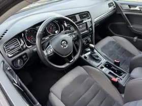 Volkswagen Golf thumbnail 8