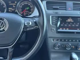 Volkswagen Golf thumbnail 10