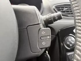 Renault Clio thumbnail 14