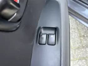 Hyundai i10 thumbnail 11