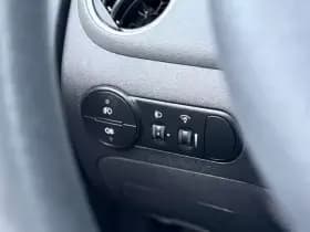 Hyundai i10 thumbnail 12