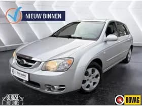 Kia Cerato thumbnail 1