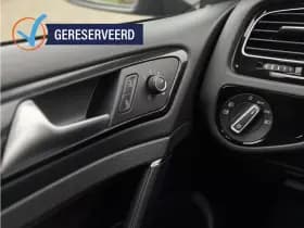 Volkswagen Golf thumbnail 24