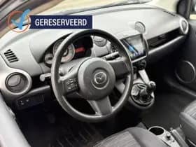 Mazda 2 thumbnail 16