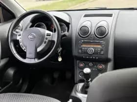 Nissan Qashqai thumbnail 8