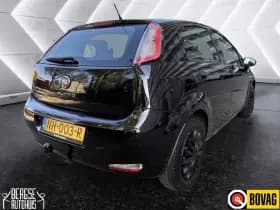 Fiat Punto thumbnail 11