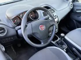 Fiat Punto thumbnail 16