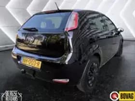 Fiat Punto thumbnail 3