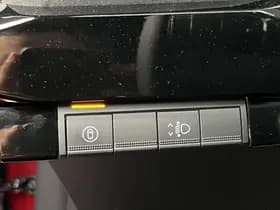 Renault Clio thumbnail 26