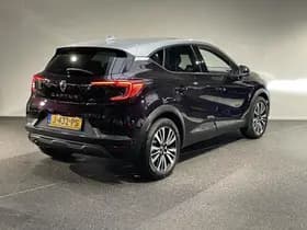 Renault Captur thumbnail 2