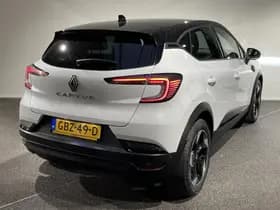 Renault Captur thumbnail 2