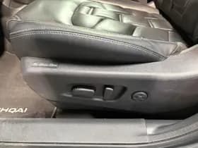 Nissan Qashqai thumbnail 25