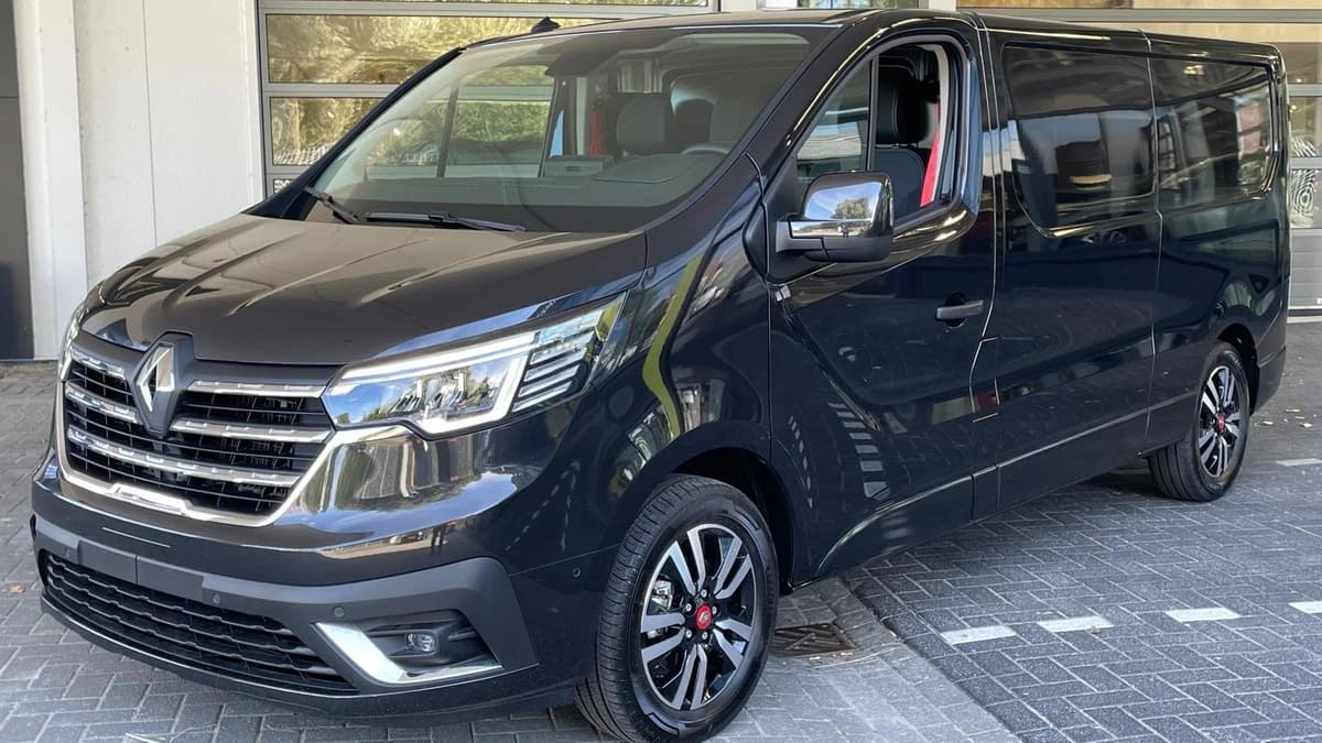 Renault Trafic — foto 1