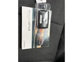Renault Captur thumbnail 11