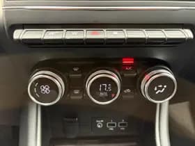 Renault Captur thumbnail 10