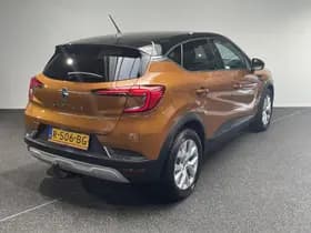 Renault Captur thumbnail 2