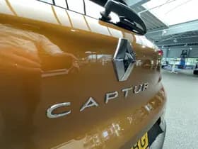 Renault Captur thumbnail 31