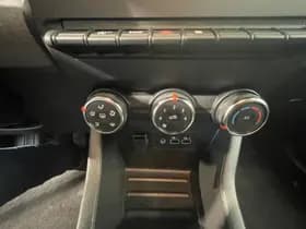Renault Clio thumbnail 13