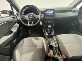 Renault Clio thumbnail 3