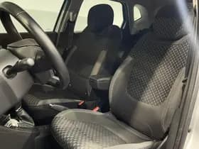 Renault Captur thumbnail 7