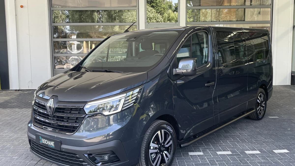 Renault Trafic — foto 1