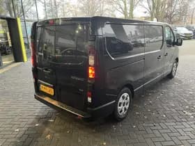Renault Trafic thumbnail 2