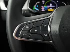 Renault Captur thumbnail 22