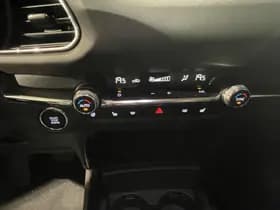 Mazda CX-30 thumbnail 11