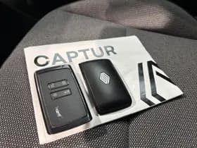 Renault Captur thumbnail 11